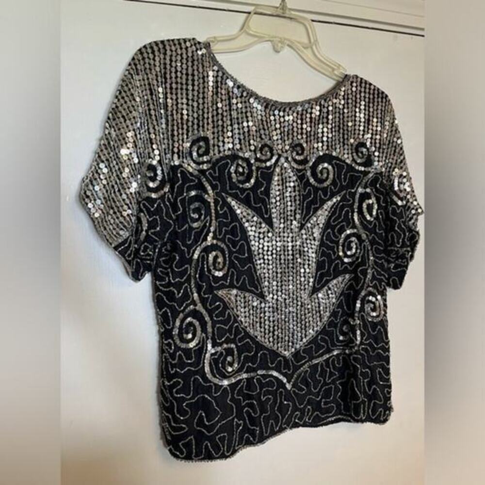 Vintage 80s Art Deco Silver and Black Leaf Sequin Design 100% Silk Blouse 3